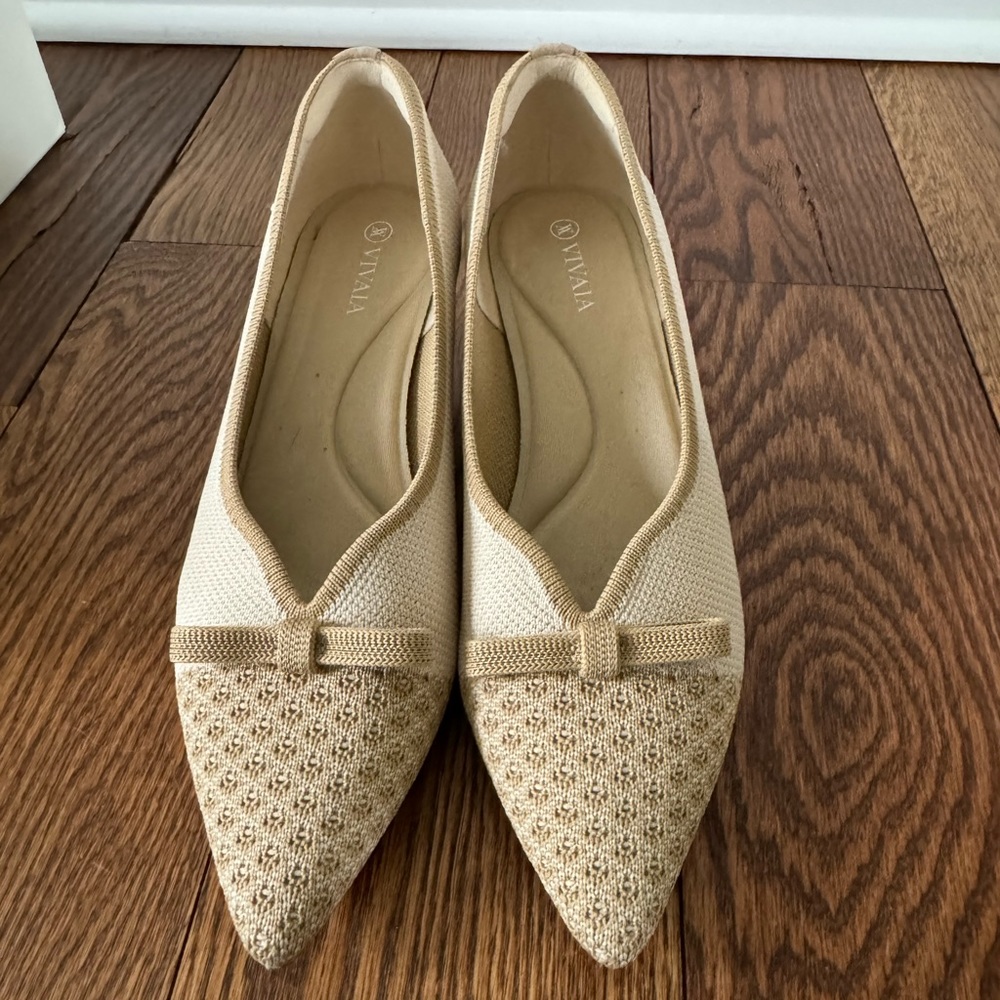 Beige VIVAIA knit pumps. Barely been worn!